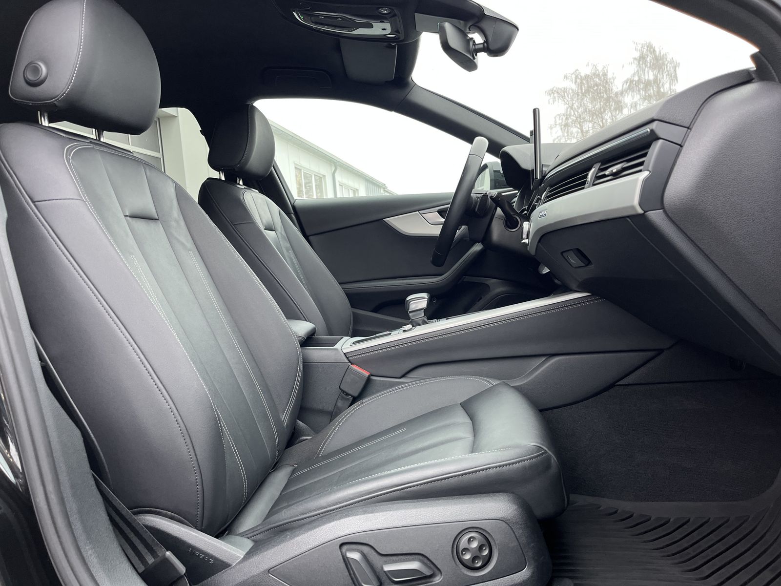 Audi A4 Allroad 2.0 TDI quattro S tronic 219€ m. 20%