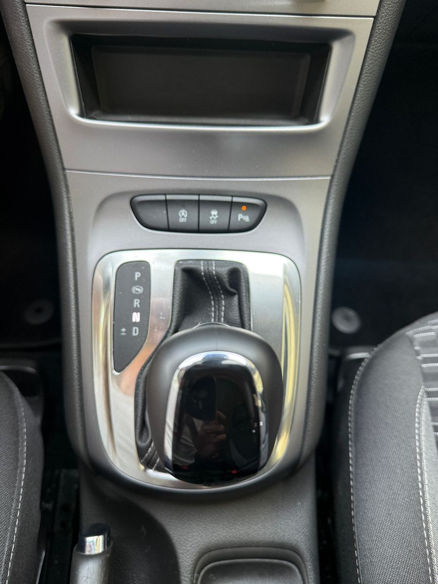 Opel Astra ST 1.5d Edition - Samsaru's Car Outlet