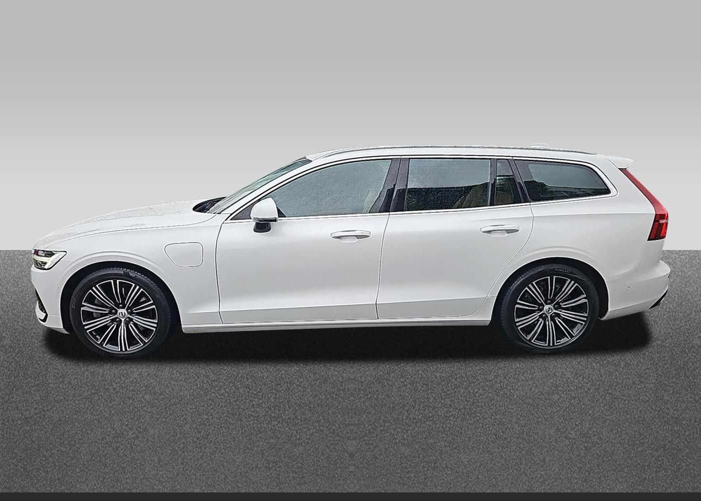 Volvo V60 T6 AWD Inscription Plug-In SK124