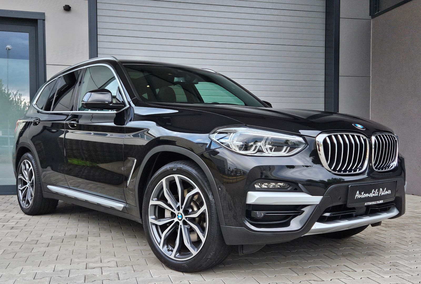 BMW X3 xDrive30e M SPORT - Samsaru's Car Outlet