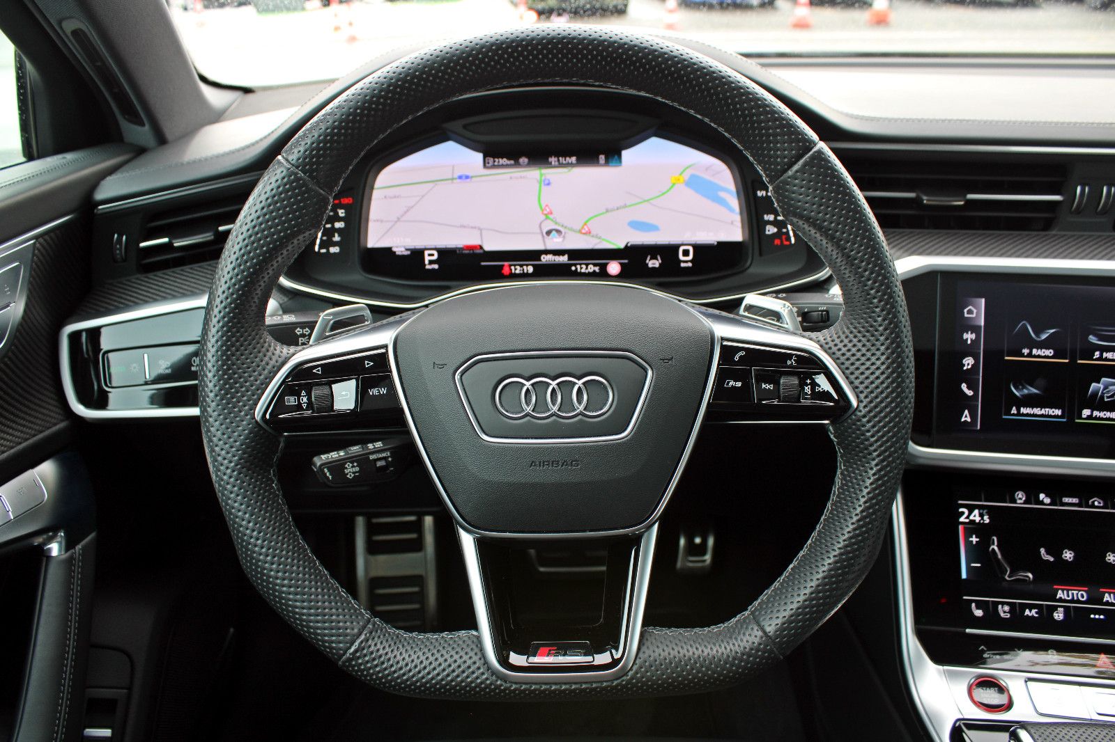 Audi RS6 Avant TFSI qu performance PANO LASER AHK HUD