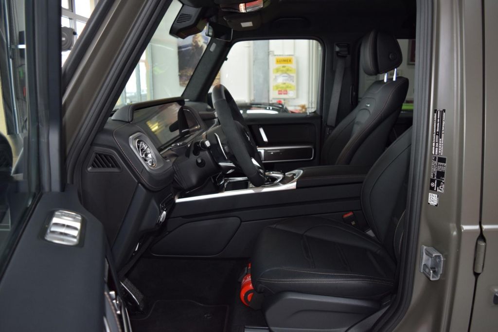 Mercedes-Benz G 63 AMG - Samsaru's Car Outlet