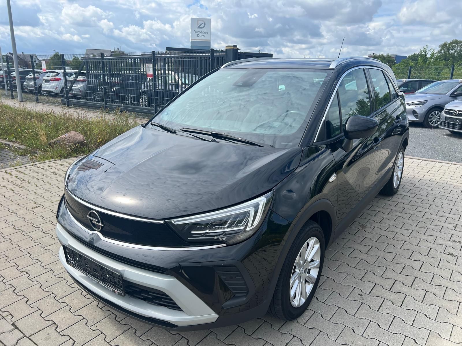 Opel Crossland 1.5 D Elegance Aut. - Samsaru's Car Outlet