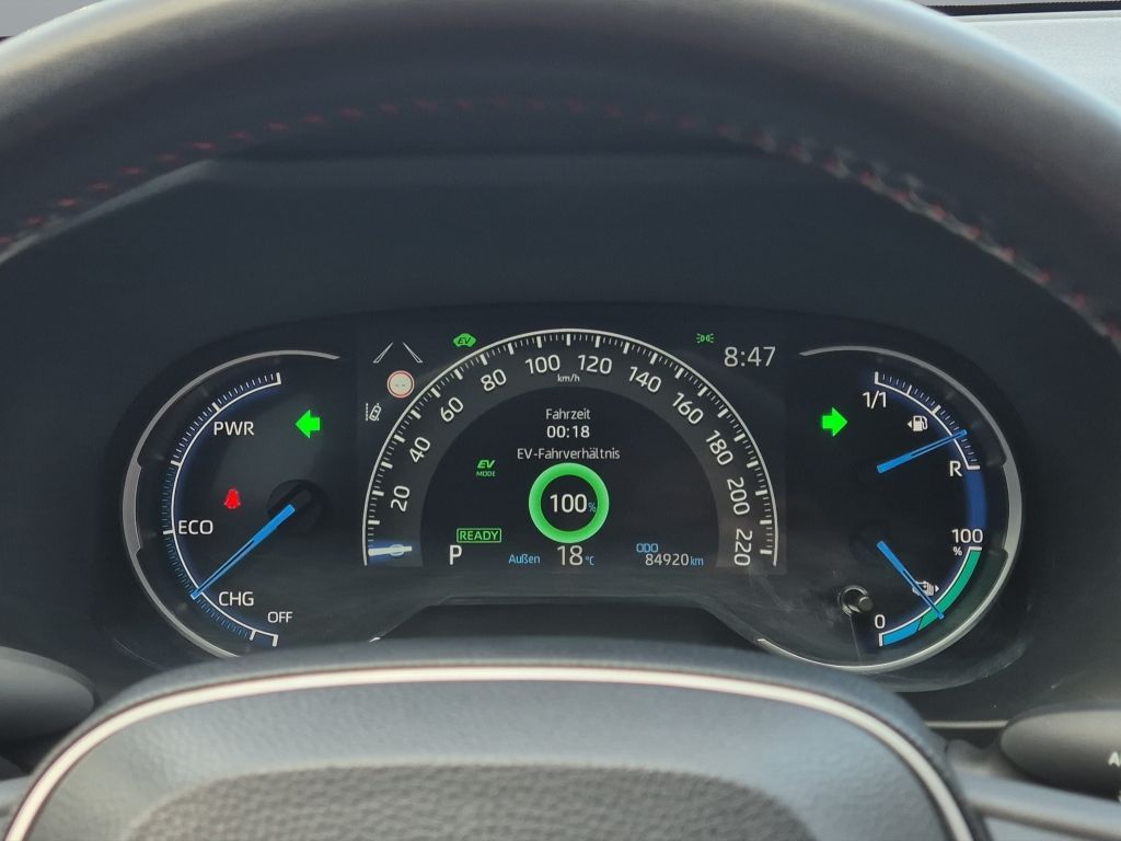 Toyota RAV4 Plug-In - Samsaru's Car Outlet