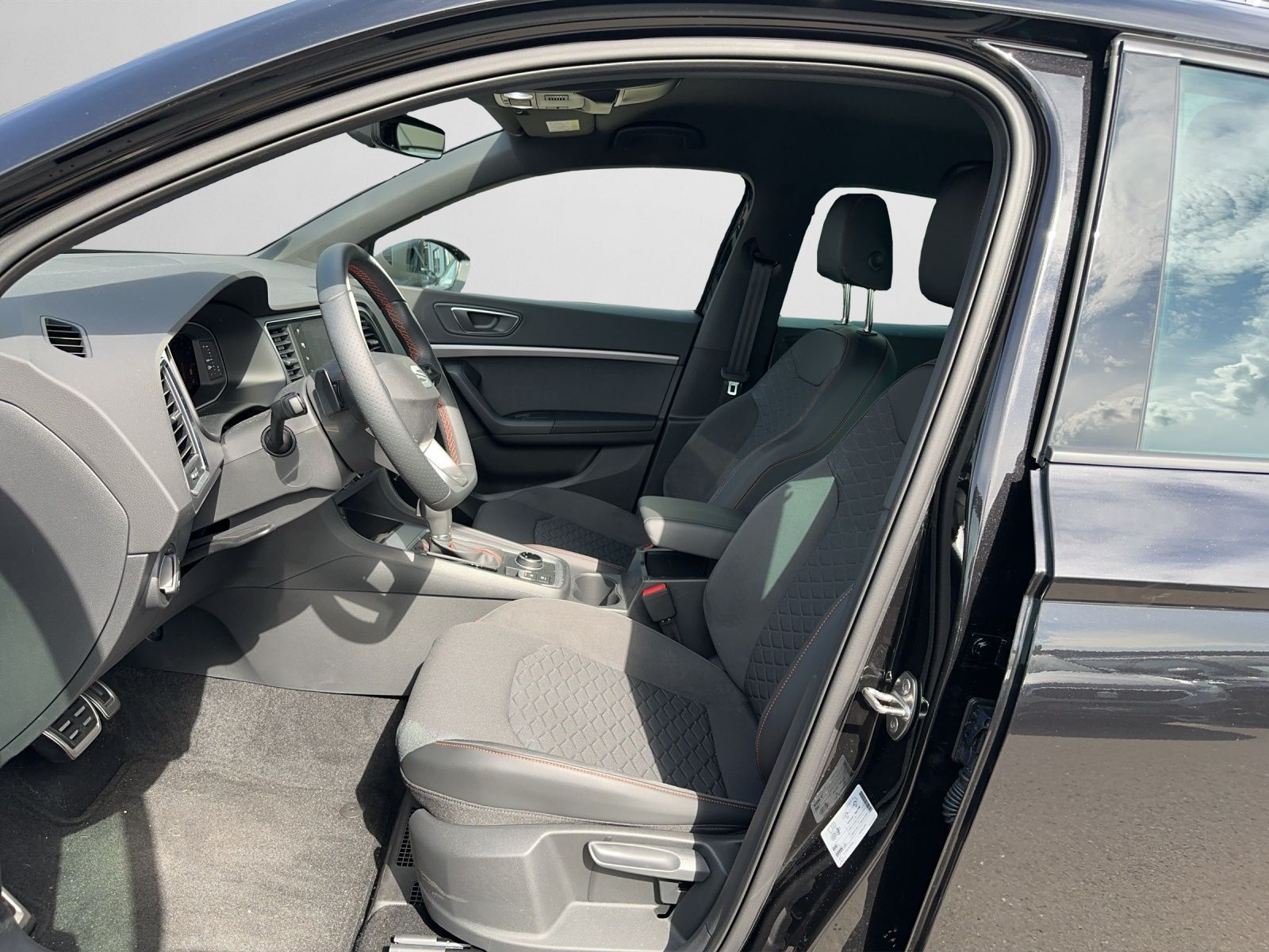 Seat Ateca FR 2.0 TDI DSG AHK CarPlay Rückfahrkamera