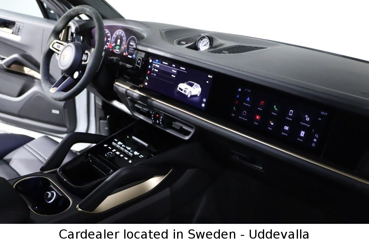 Porsche Cayenne Coupe E-Hybrid 470HP PASS-DISPLAY *VAT*