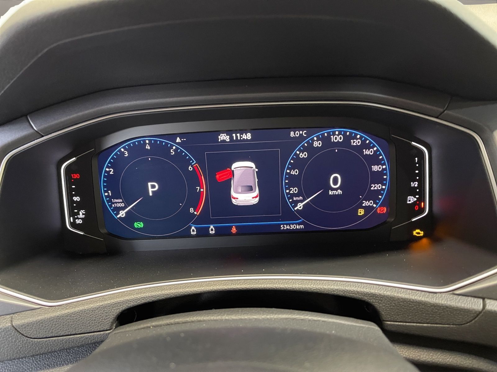 Volkswagen T-Roc 1.5 TSI Style - Samsaru's Car Outlet