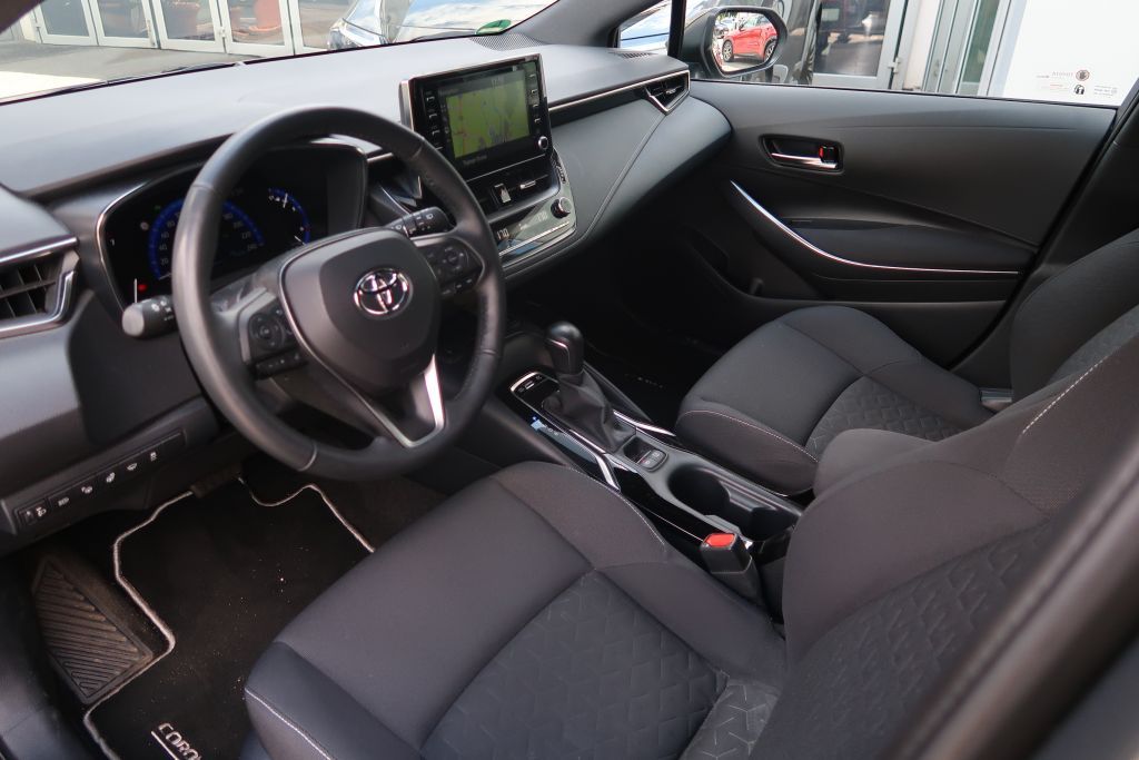 Toyota Corolla 1.8 Hybrid - Samsaru's Car Outlet