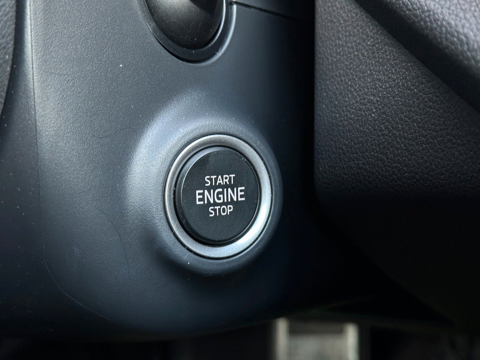 Skoda 204PS 4x4 DSG Sportline NAVI KAMERA eHK LM18"AHK