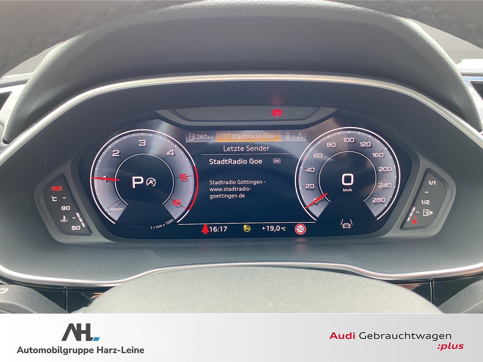 Audi Q3 35 TDI quattro S-tronic - Samsaru's Car Outlet