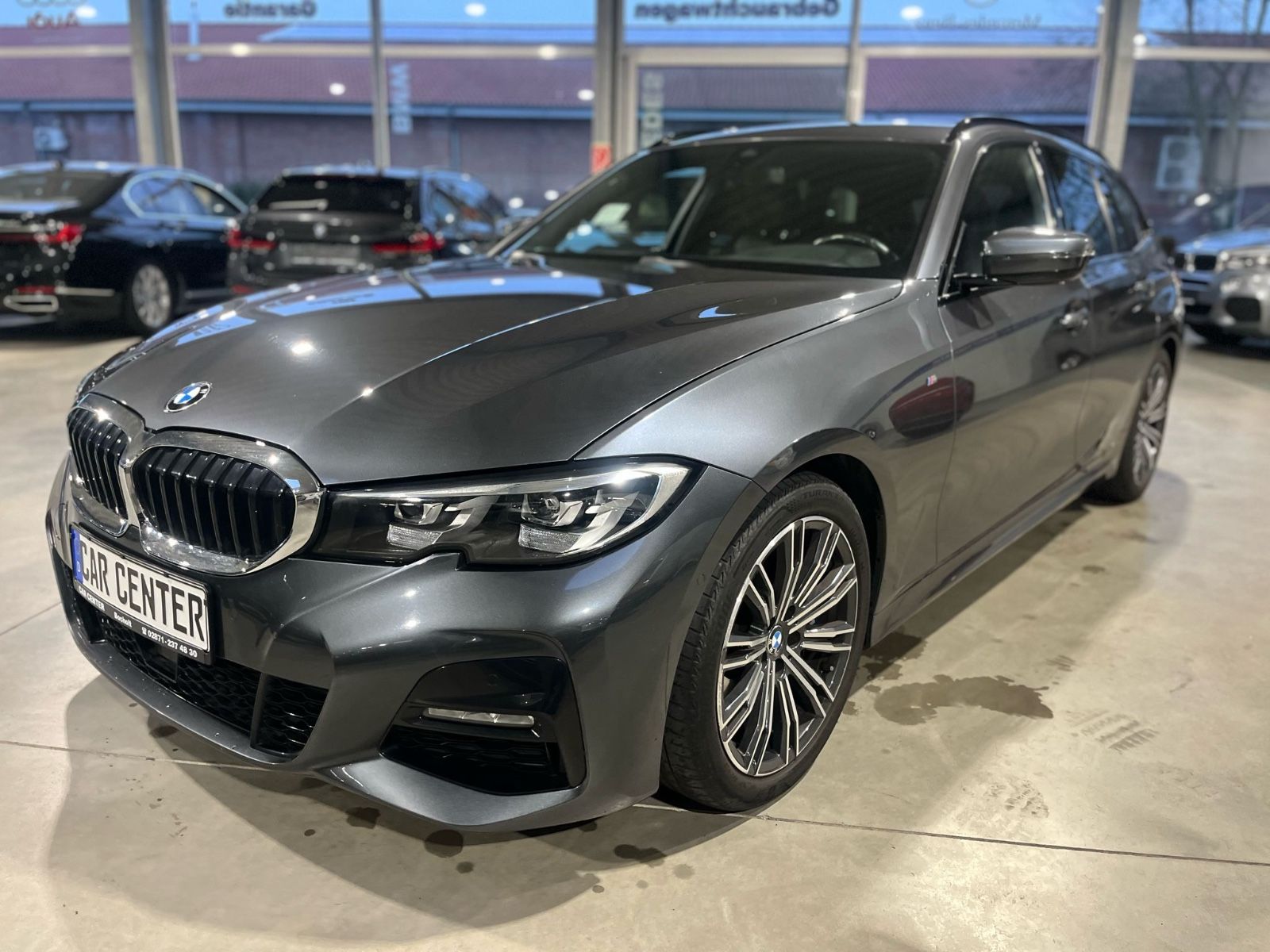 BMW 330 i Touring M Sport - Samsaru's Car Outlet