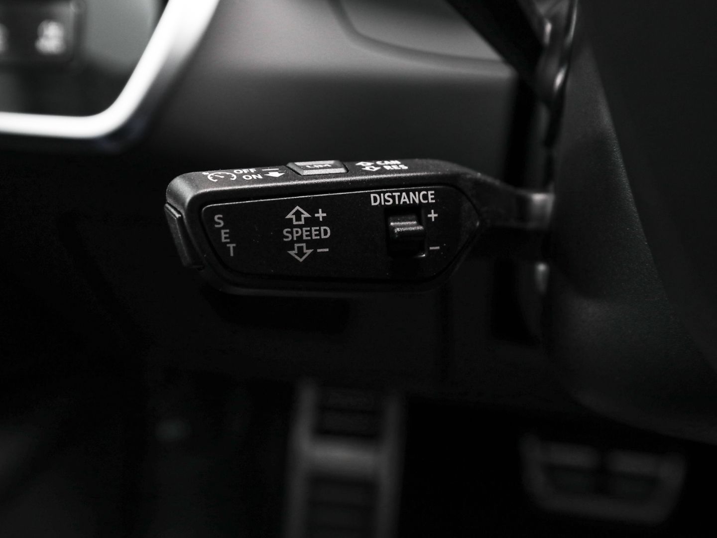 Audi RS6 Avant performance Pano B&O Standhzg. AHK