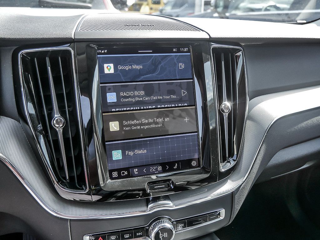 Volvo XC60 B4 Plus Dark AWD