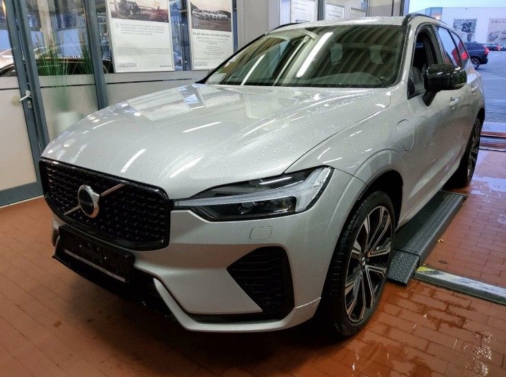 Volvo XC60 T6 AWD R Design+STANDHZ+21''LM+AHK+MEMORY+