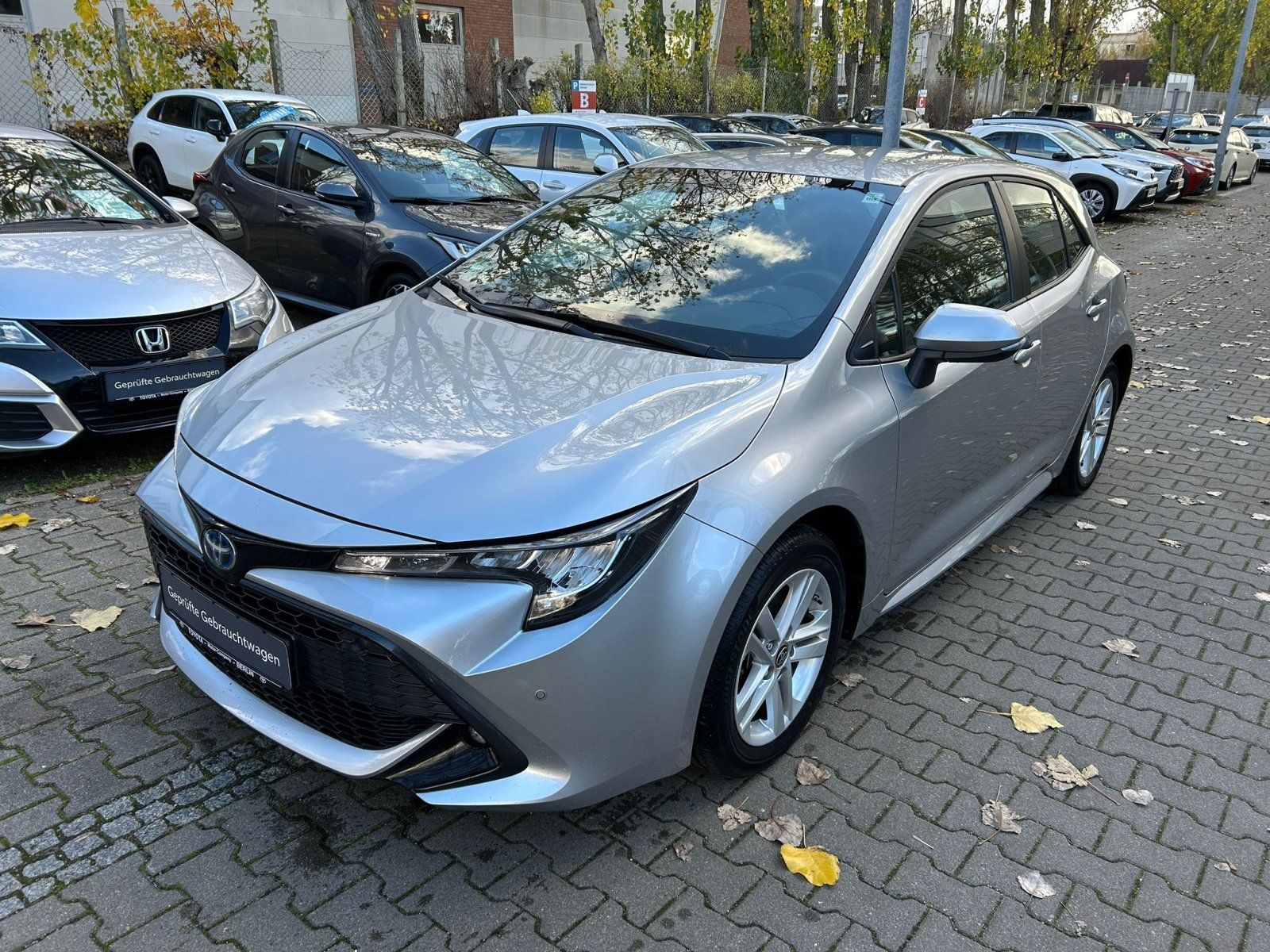 Toyota Corolla 1.8l Hybrid  Business Edition *WKR*SiHzg