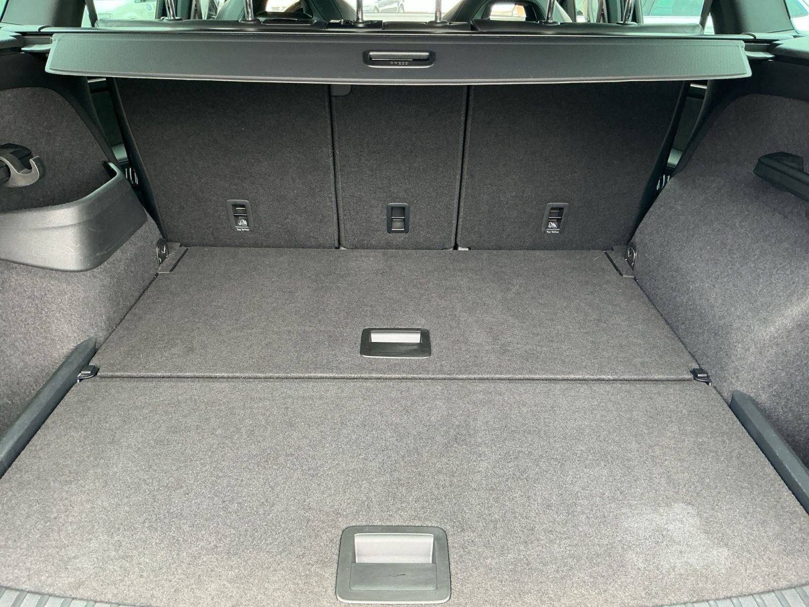 Skoda Kodiaq 2.0 TSI 4x4 DSG SPORTLINE NAVI+AHK+STDHZG