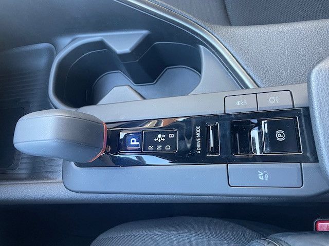 Toyota C-HR Hybrid FWD Team Deutschland