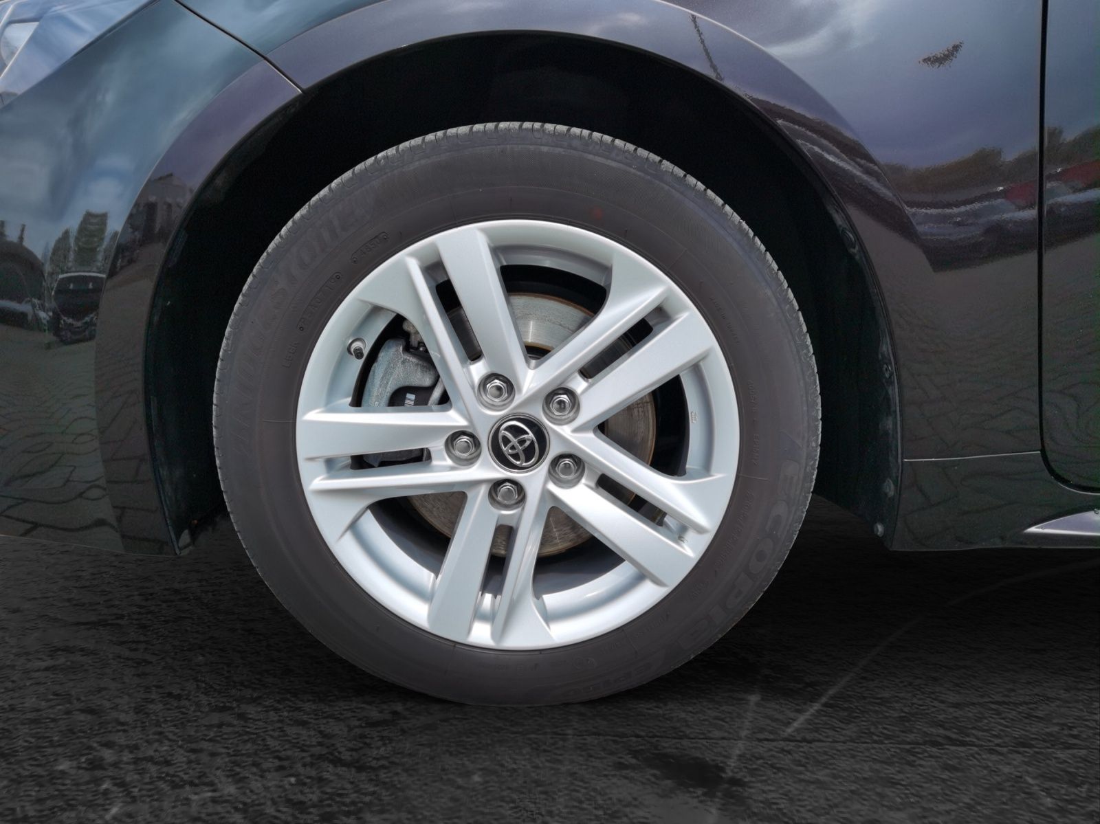 Toyota Corolla Touring Sports 2.0 Hybrid Comfort - Samsaru's Car Outlet