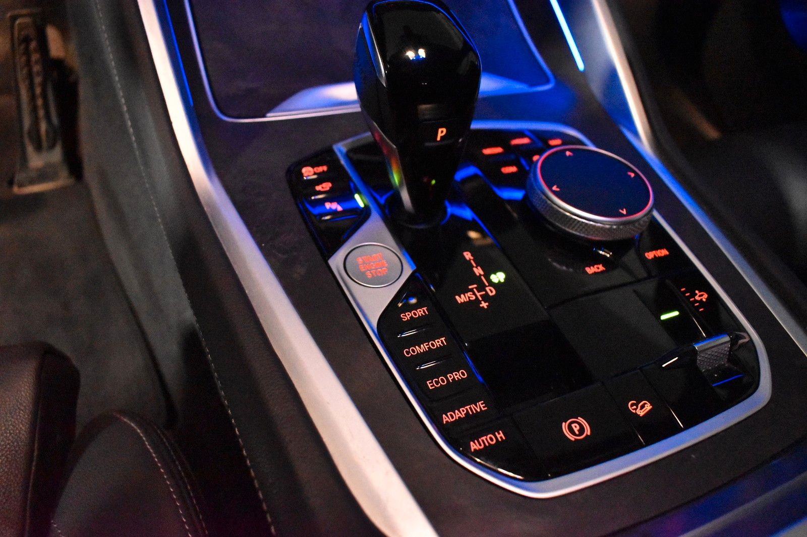 BMW X6 40d M-Sport Laser/Airmatic/ACC/Pano/Soft-C/22