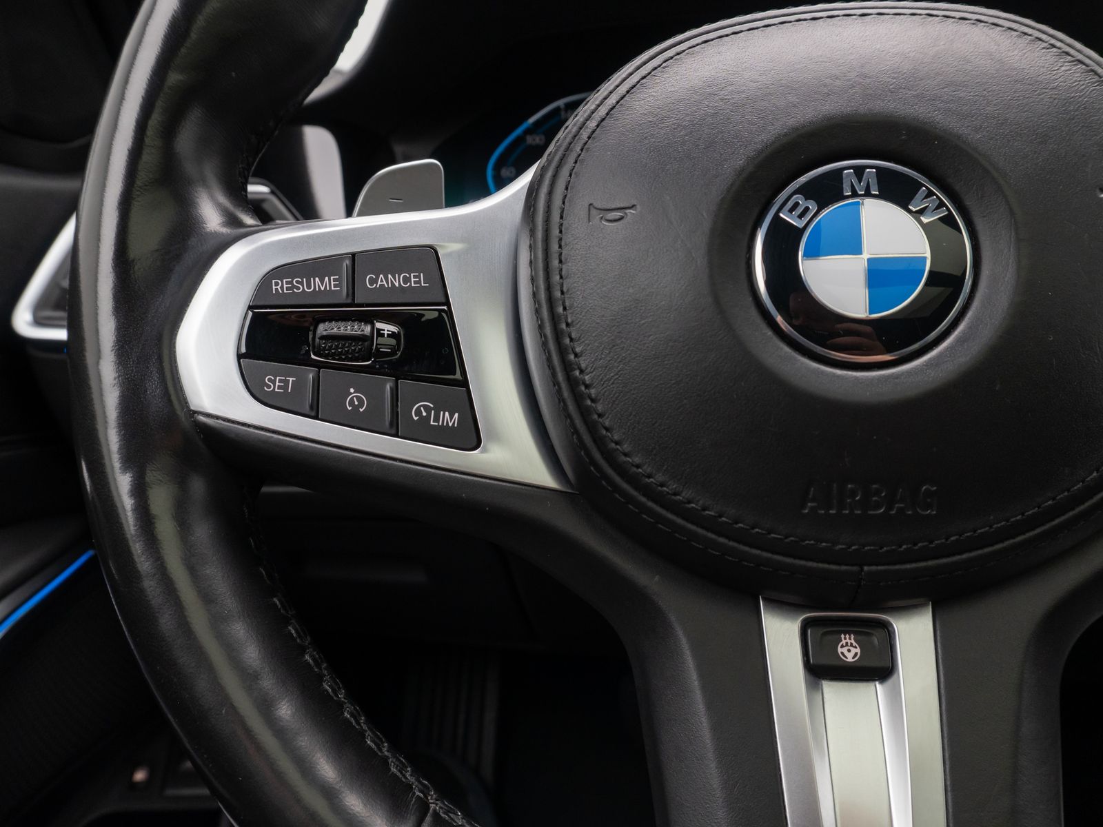 BMW 320e xD Sport Line - Samsaru's Car Outlet
