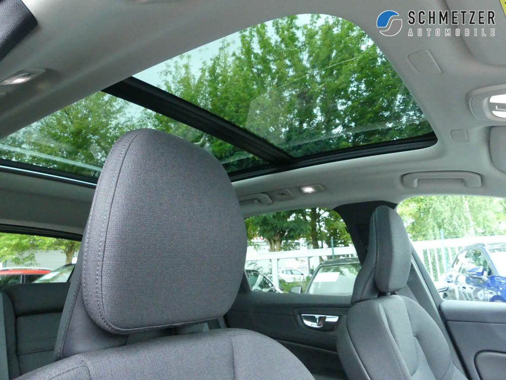Volvo XC60 T6 AWD Inscription Expression Recharge - Samsaru's Car Outlet