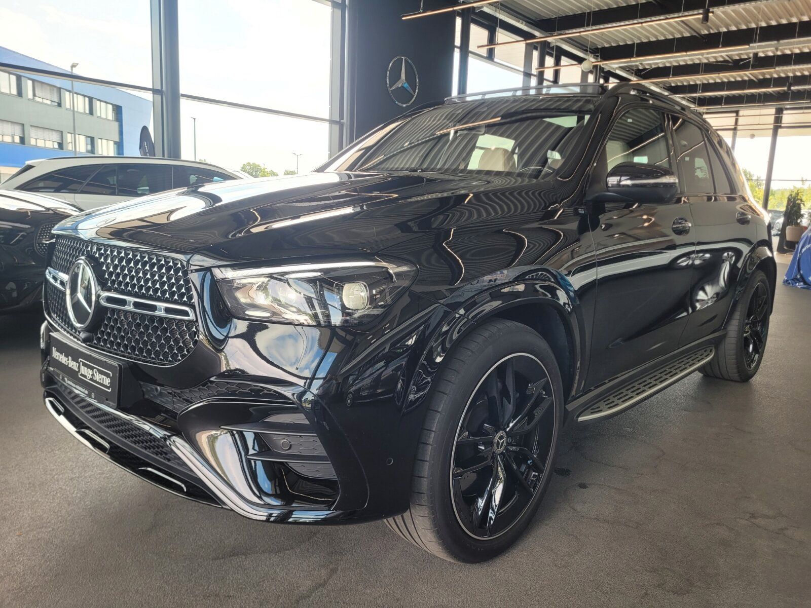 Mercedes-Benz GLE 580 4M AMG LINE PREMIUM PANO NIGHT FAP FONDK