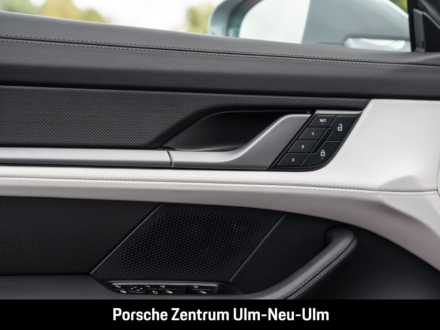 Porsche Taycan 4S Cross Turismo HA-Lenkung Active-Ride