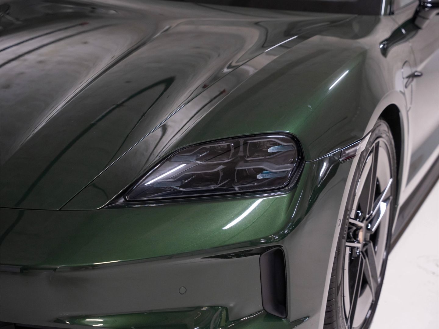 Porsche Taycan GTS Sport Turismo Headup Soft-Close