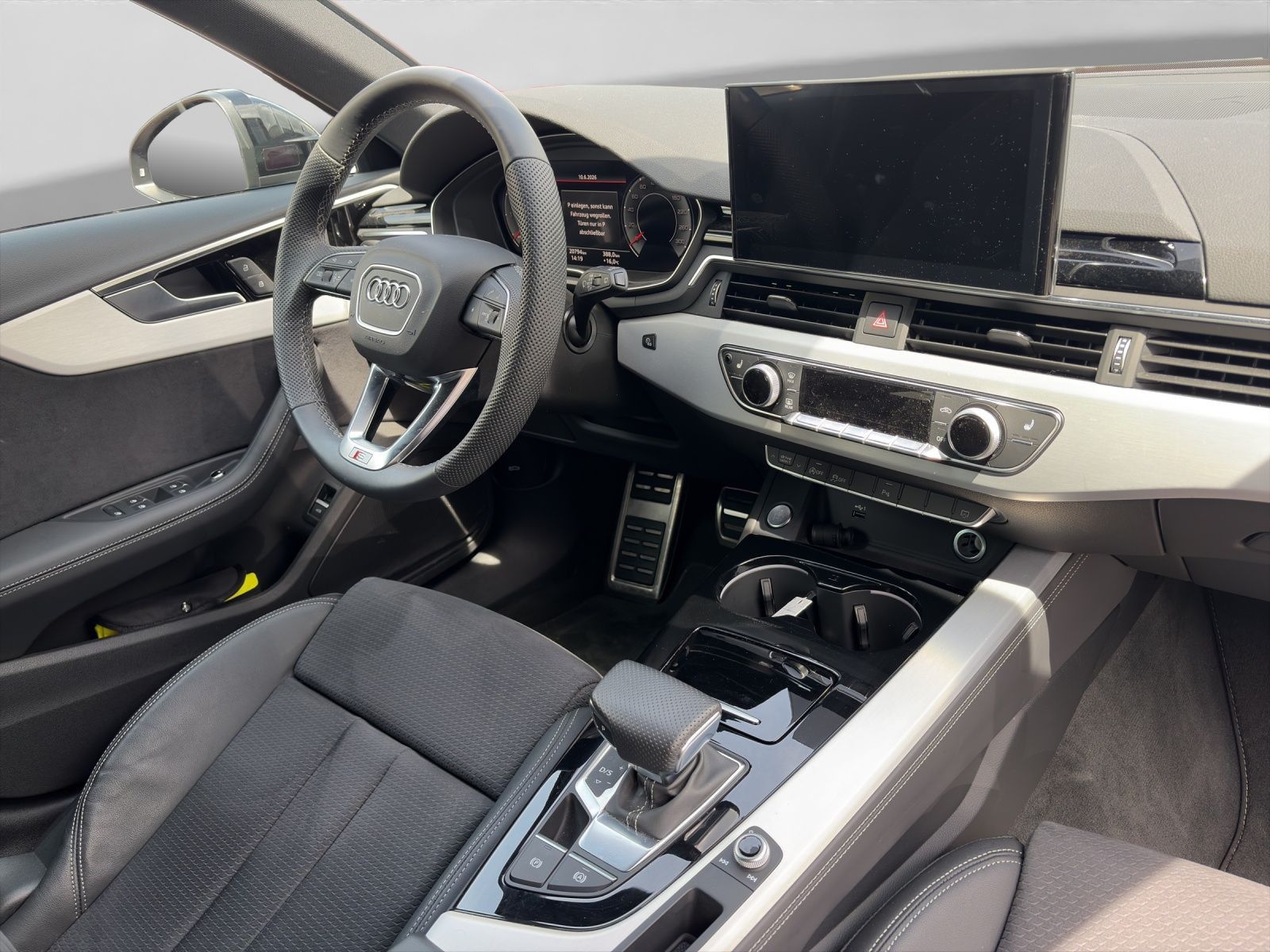 Audi A4 Avant 40 TFSI Q 2x S LINE AHK LM19 MATRIX-LED