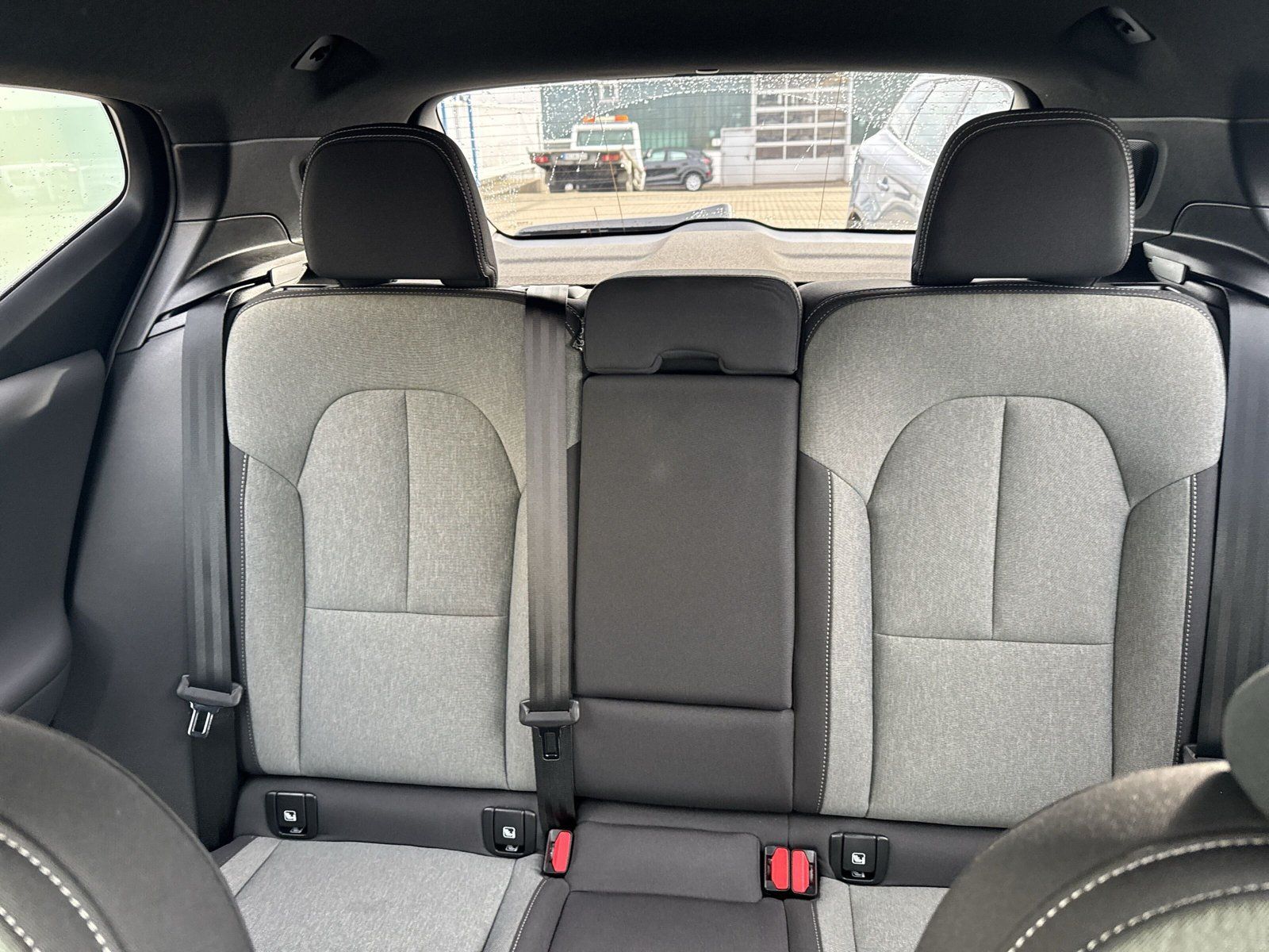 Volvo XC40 B3 Plus Black Edition *AHK+360°+FHZ°