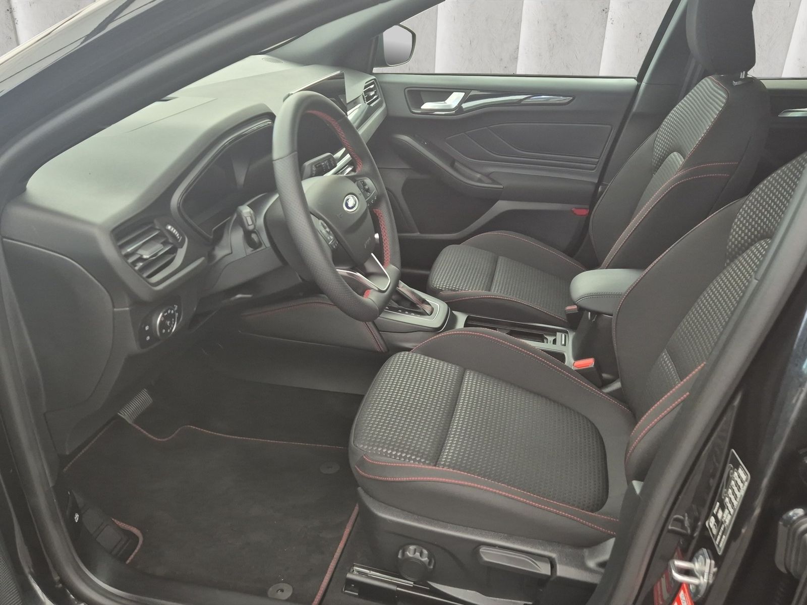 Ford Focus ST-Line X Turnier Aut.*AHK*ACC*HUD*KAM*NAV