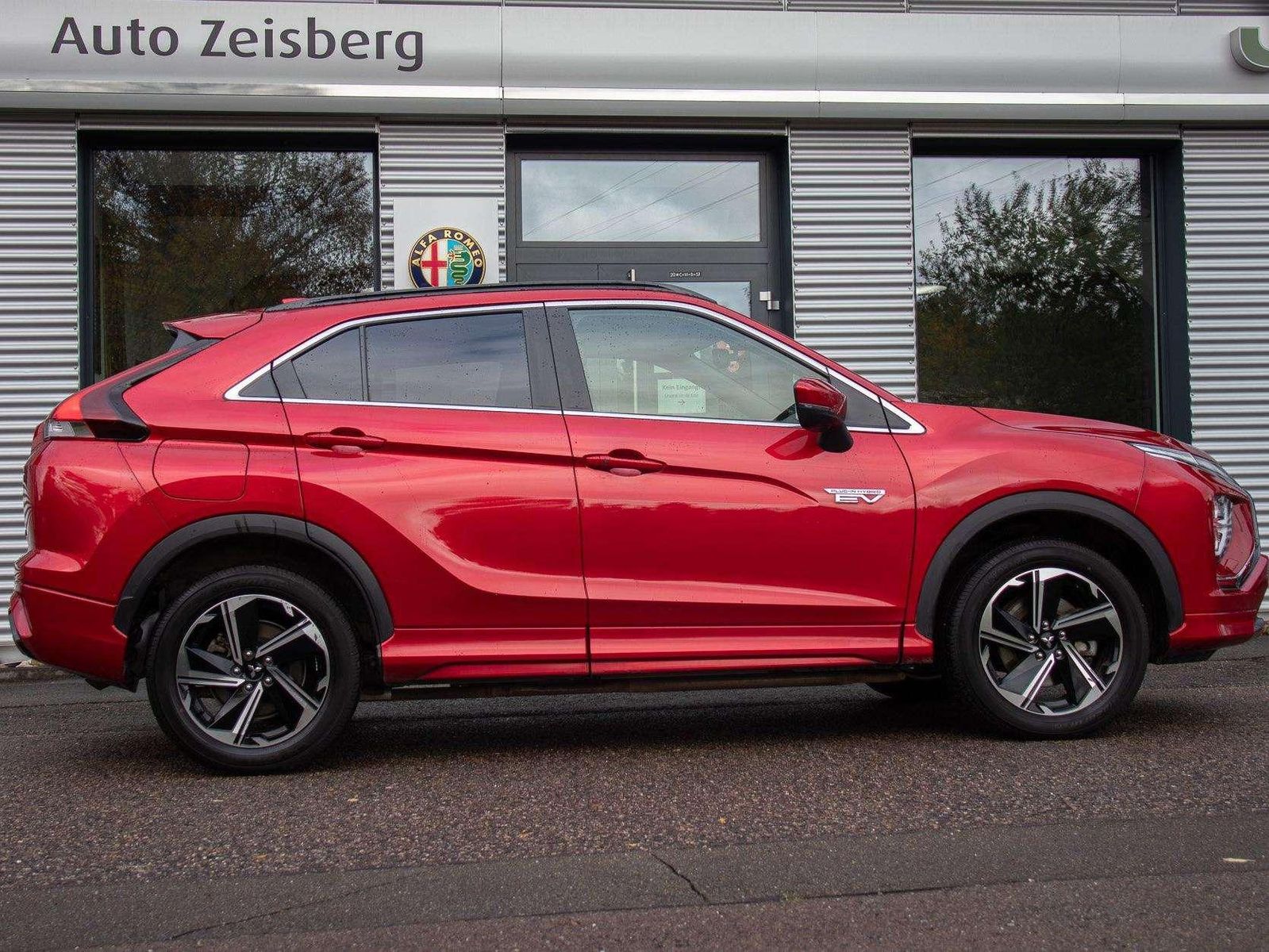 Mitsubishi Eclipse Cross Plus Select  2,4l PHEV 4WD Navi*SH