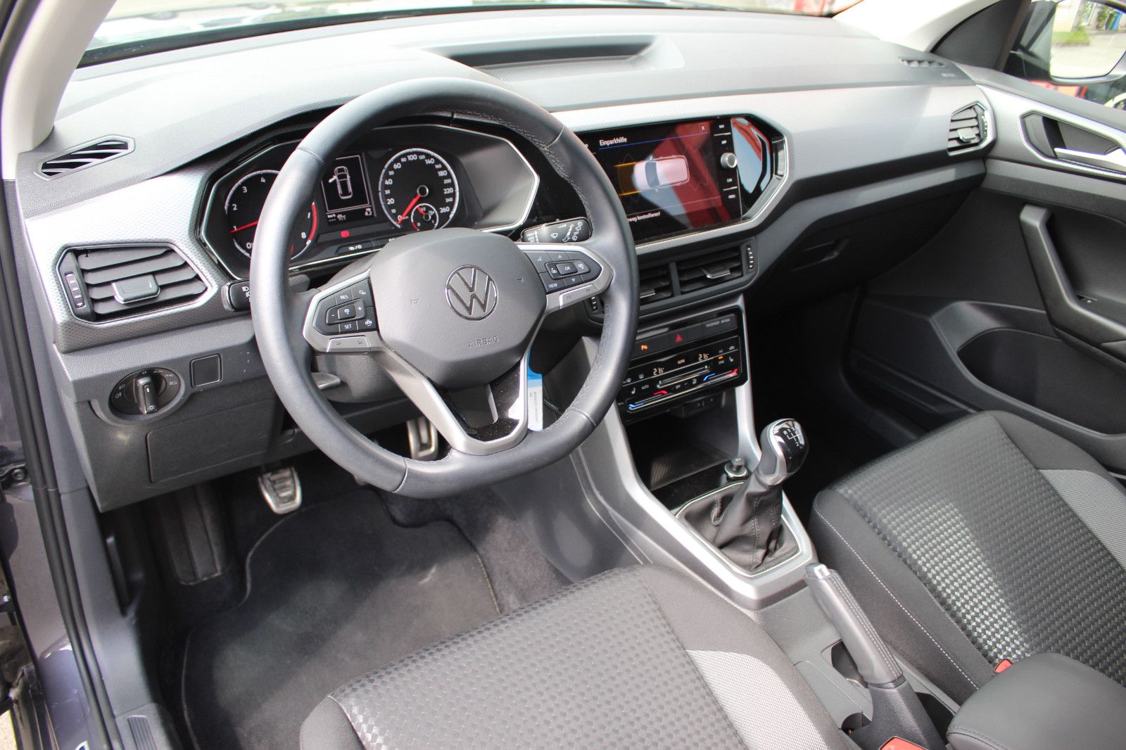 Volkswagen T-Cross 1.0 TSI Active - Samsaru's Car Outlet