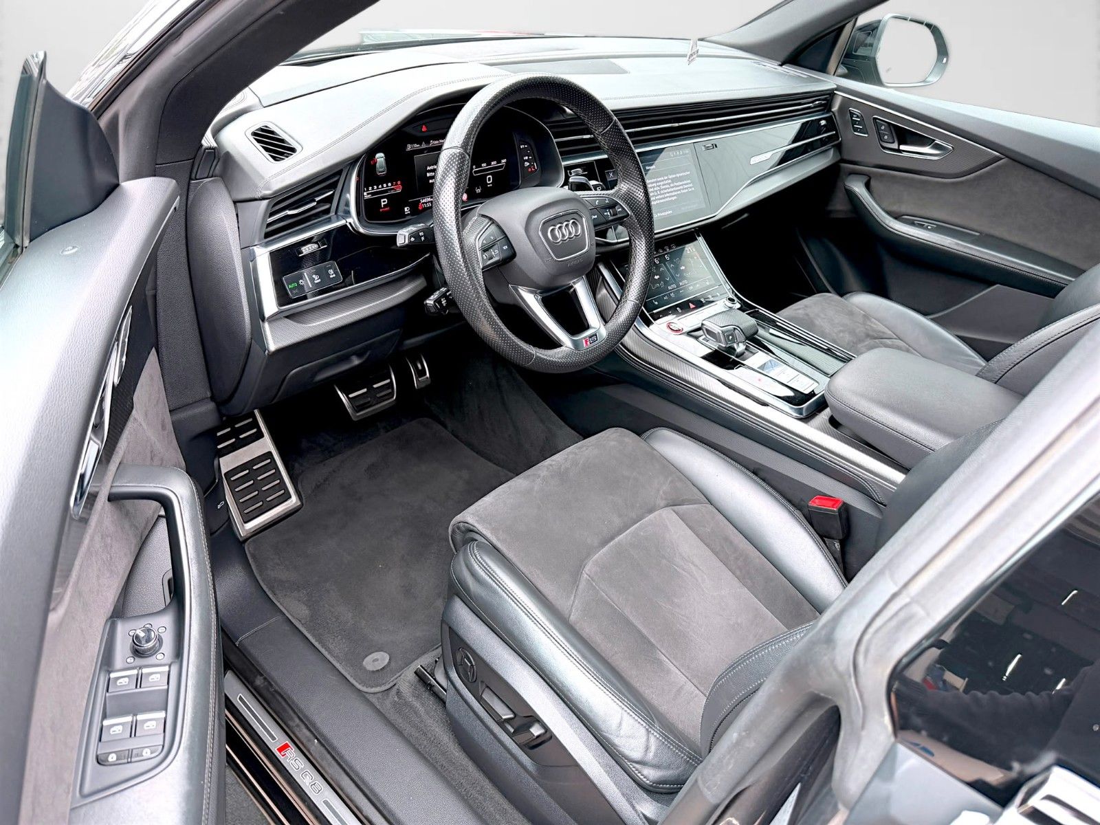 Audi RSQ8 4.0 TFSI /HEAD UP/STANDH./360°-KA./LUFT/ACC