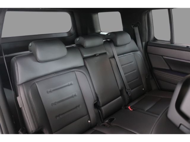 Hyundai SANTA FE 1.6 HYBRID 4WD Blackline - Samsaru's Car Outlet