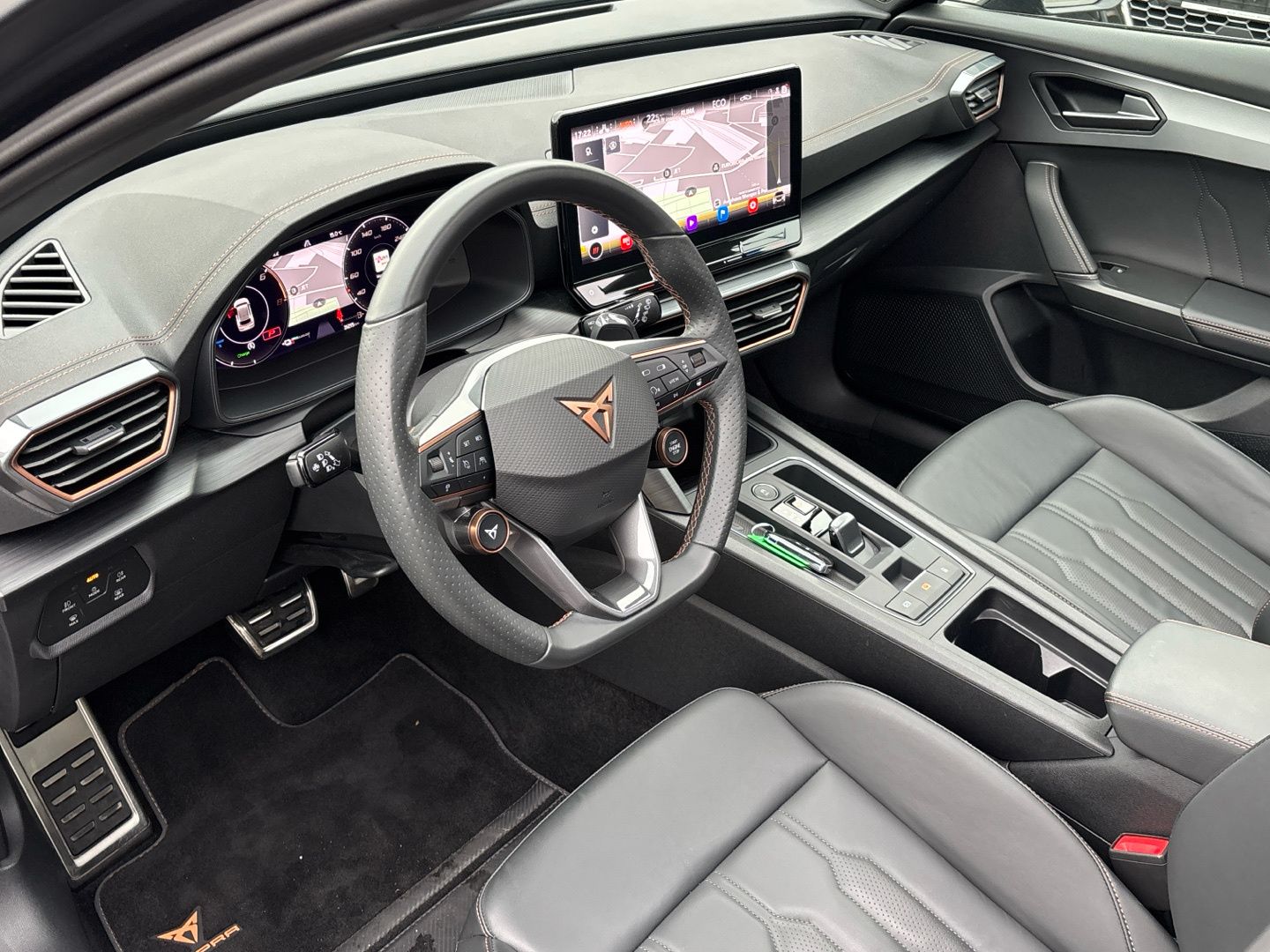 Cupra Formentor 1.4 eHybrid FullLink LED Digi-Cockpit