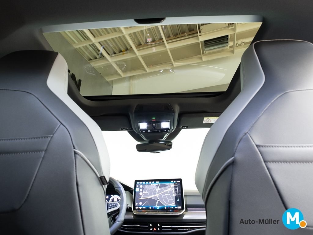 Volkswagen Golf VIII eTSI Hybrid DSG GTE Pano Leder Matrix