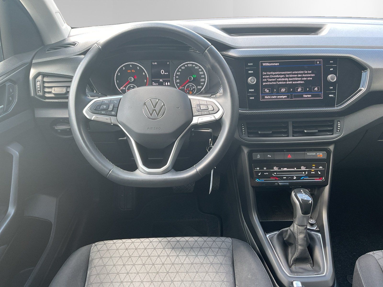 Volkswagen T-Cross 1.0 TSI DSG Life - Samsaru's Car Outlet
