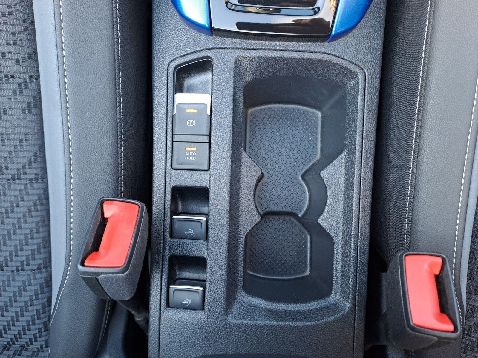 Volkswagen T-Roc R-Line 1.5 TSI - Samsaru's Car Outlet