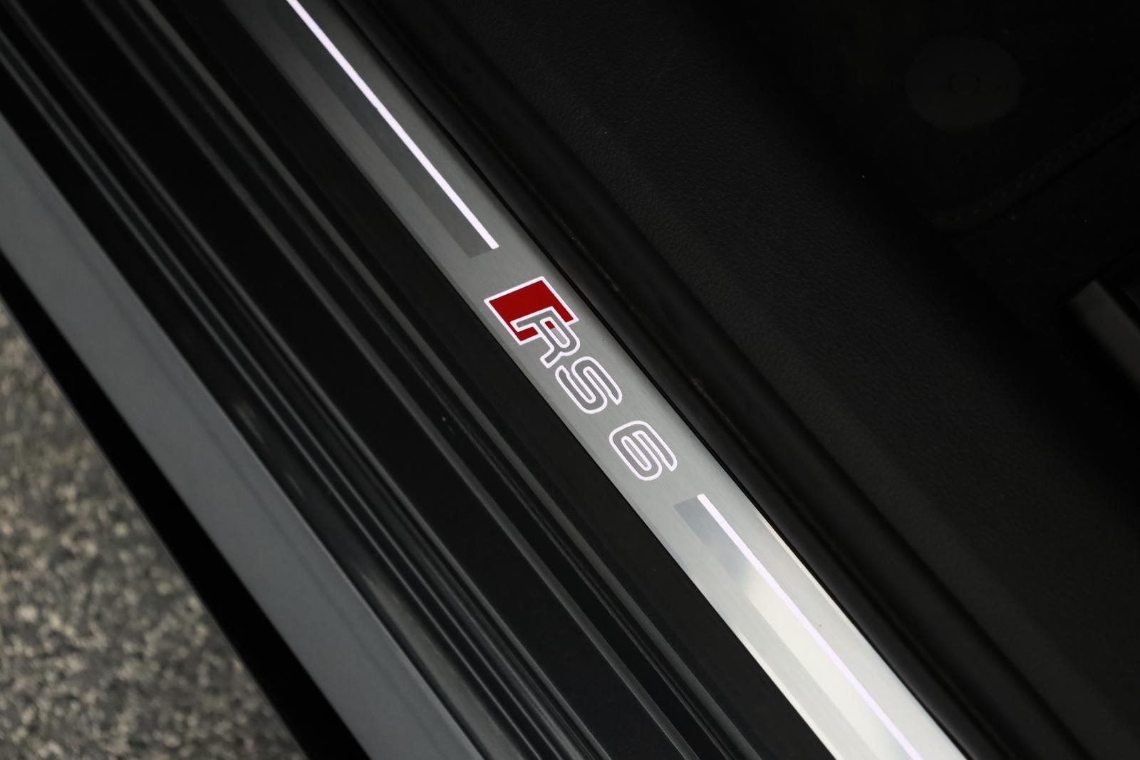 Audi RS6 Avant performance Leder Laser Pano BO 22" RS