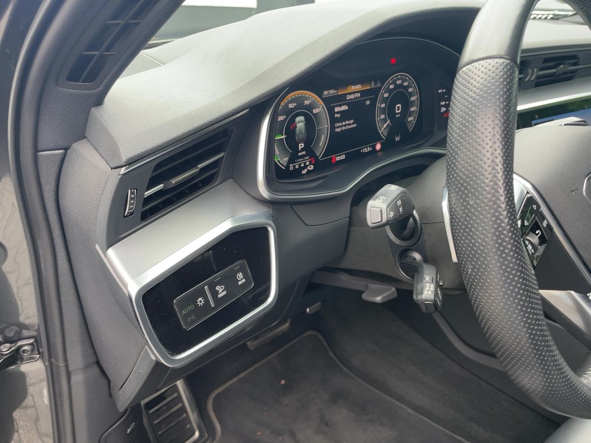 Audi A6 55 2.0 TFSI quattro Avant e sport - Samsaru's Car Outlet
