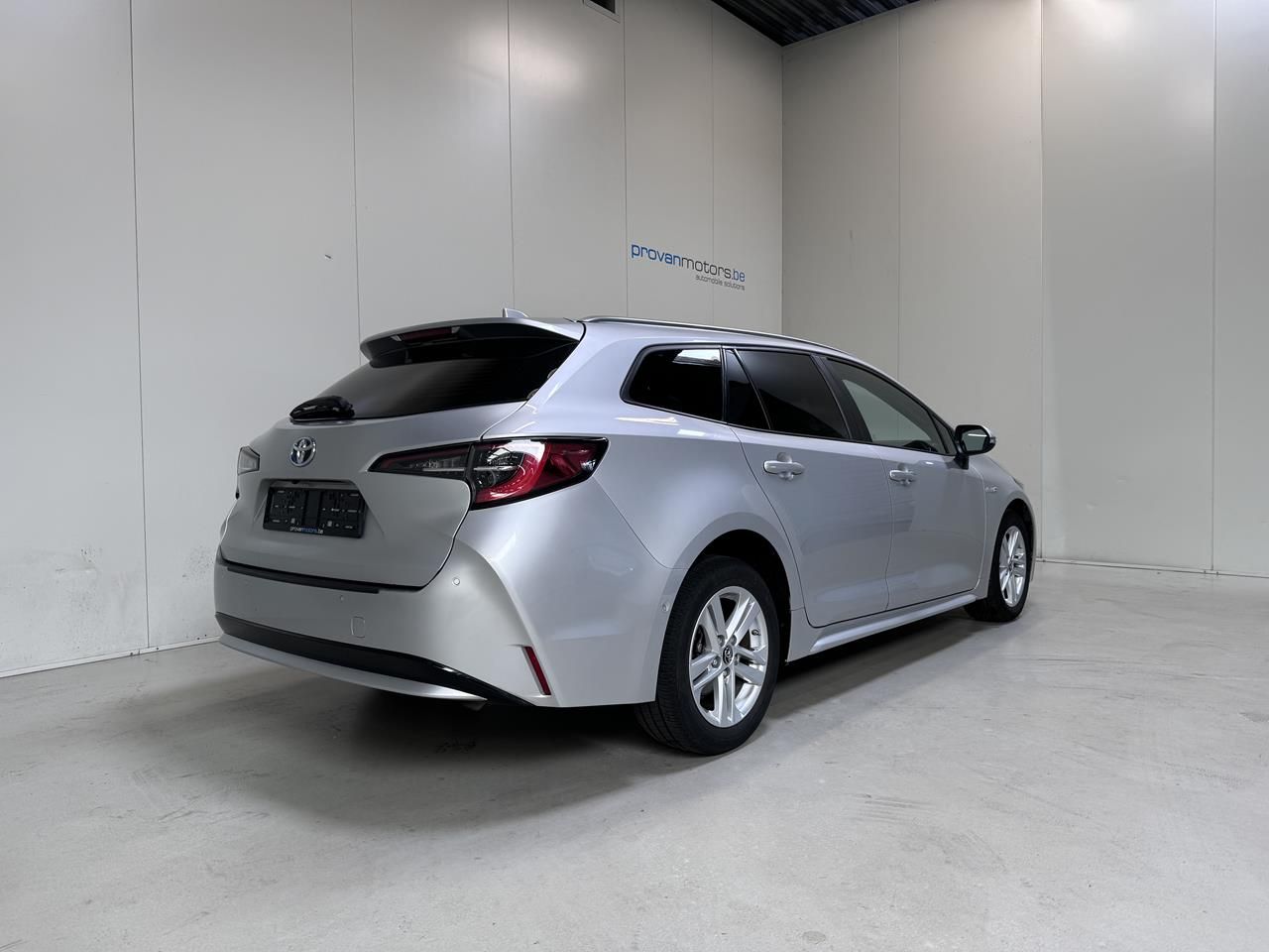 Toyota Corolla 1.8 Hybrid - Samsaru's Car Outlet