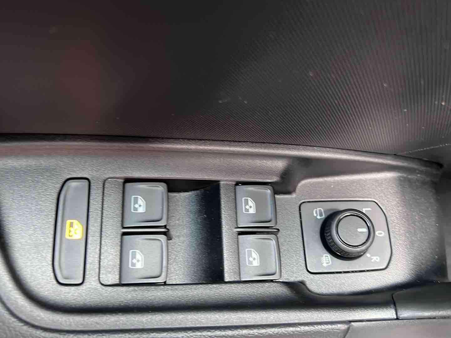 Audi A1 advanced Automatik *AppConnect, Kamera, PDC*