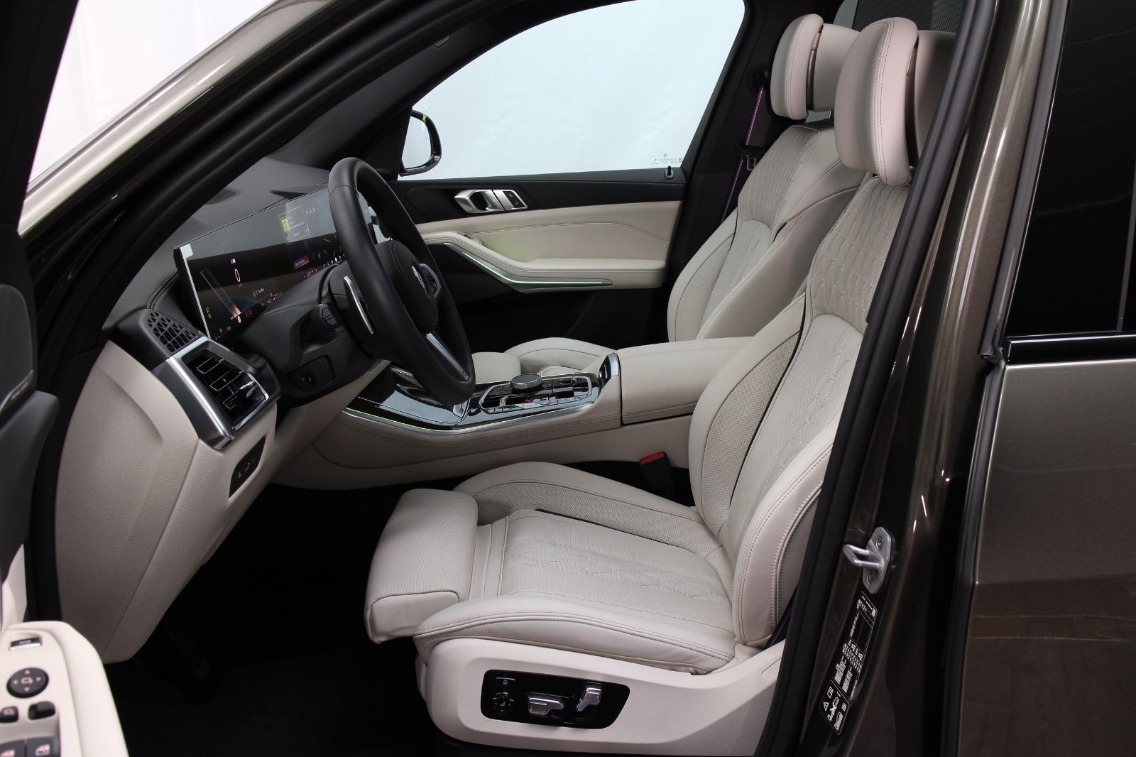 BMW X5 30 d xDrive M Sport H&K Carbon Luftfederung