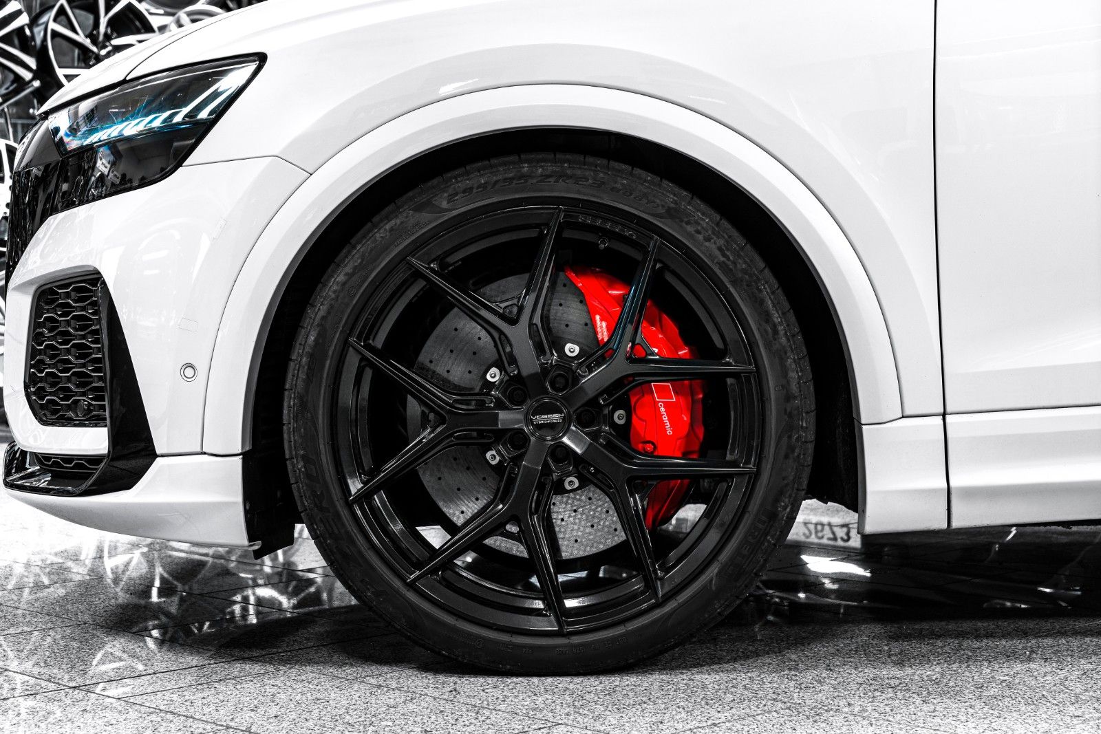 Audi RS Q8 CERAMIC/PPF/B&O/MATRIX/AUXILIARY/NIGHTVISI