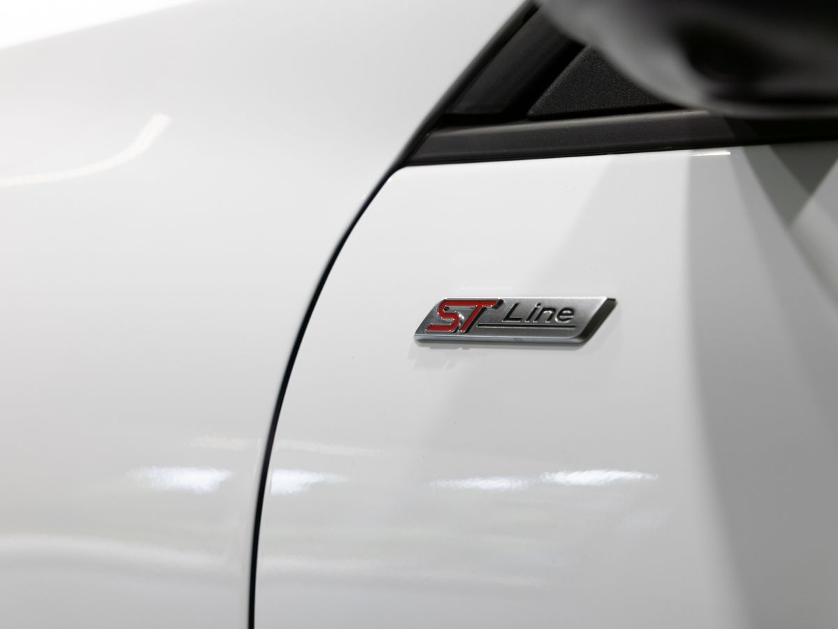 Ford Kuga ST-Line X 1.5 - Samsaru's Car Outlet