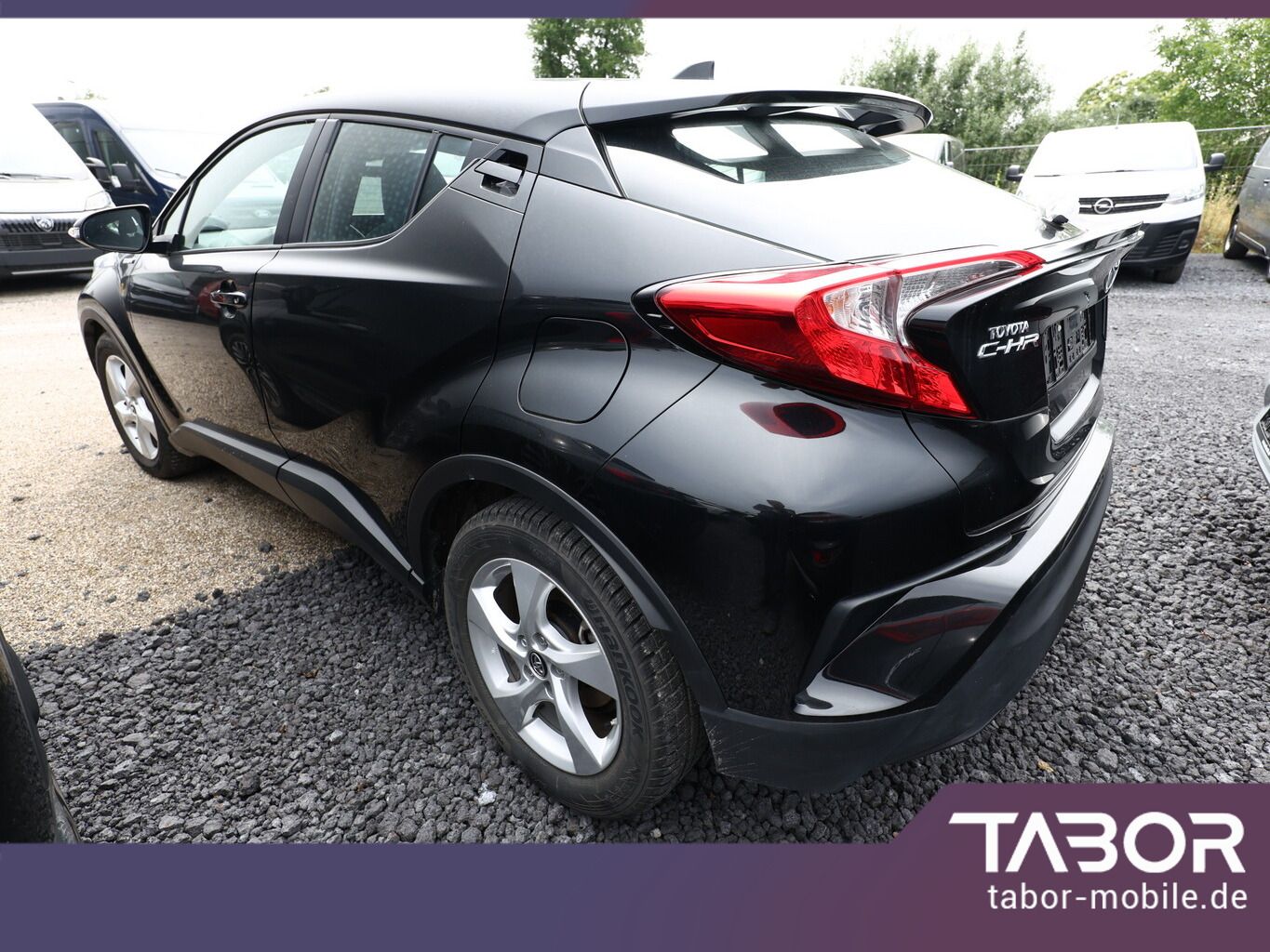 Toyota C-HR 1.8 Hybrid - Samsaru's Car Outlet