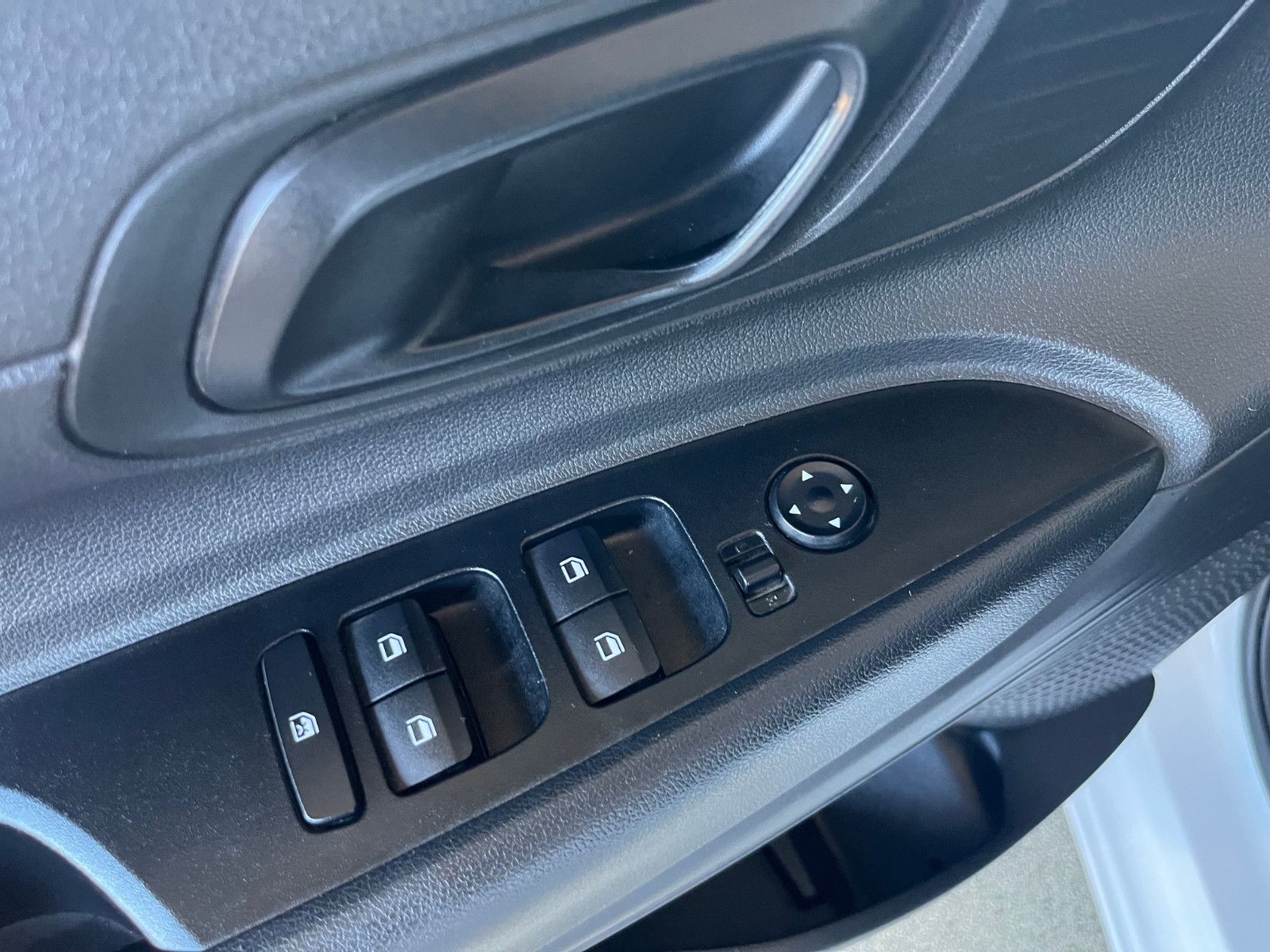 Hyundai i20 - Samsaru's Car Outlet