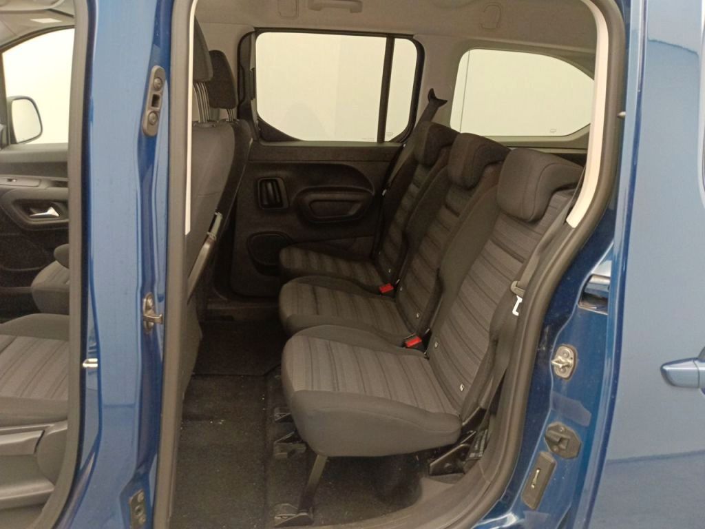 Opel Combo Life 1.5D - Samsaru's Car Outlet
