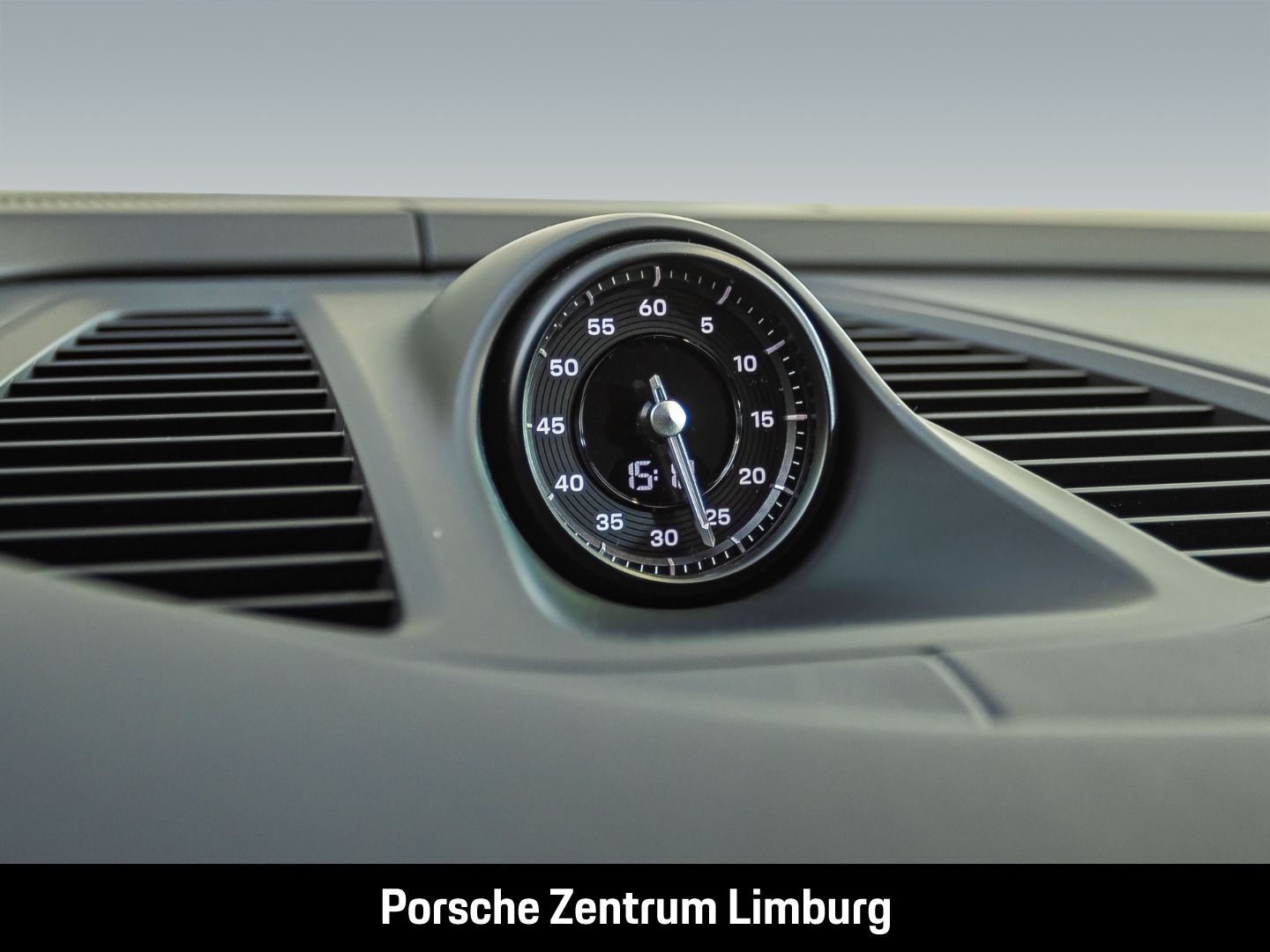 Porsche Macan 4S BOSE Luftfederung Panoramadach LED